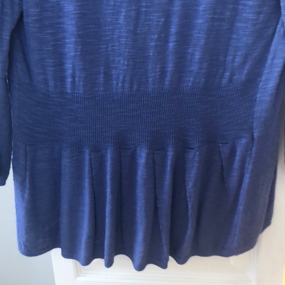 Cardigan - Picture 2 of 3